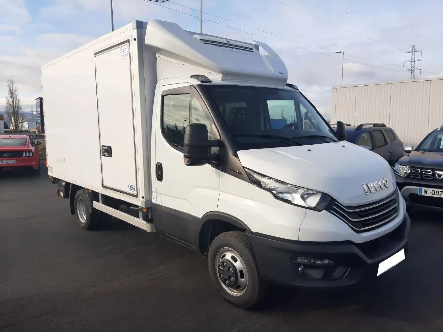 Iveco DAILY 35C18H CAISSE FRIGO HAYON 62500E HT Image 1